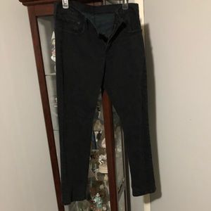 Levi Brand in Excellent Condition. 32/30